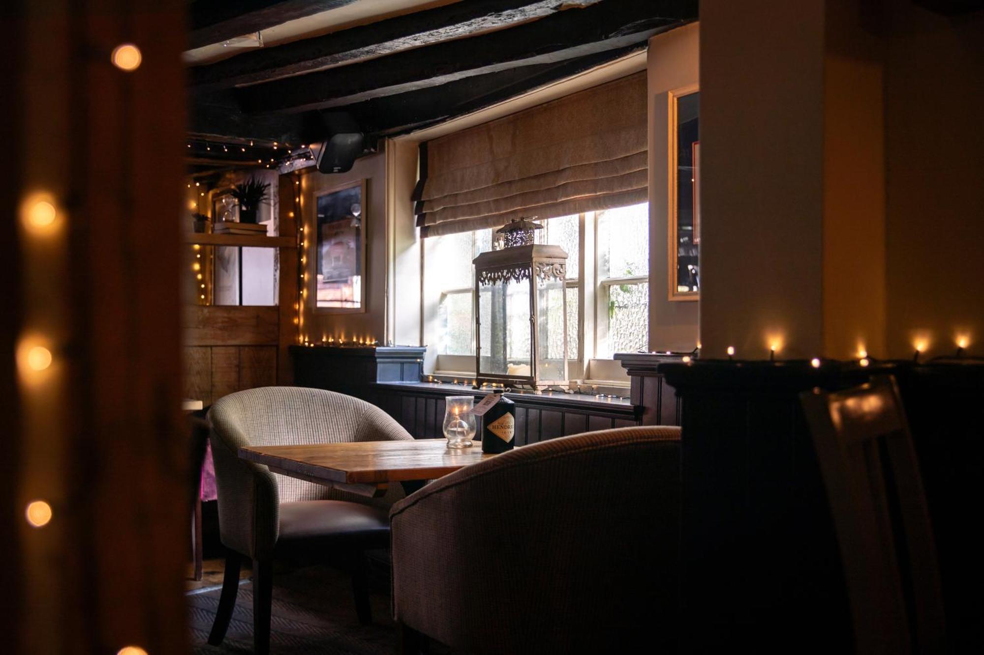 The White Lion Hotel เทนเทอร์เดน ภายนอก รูปภาพ